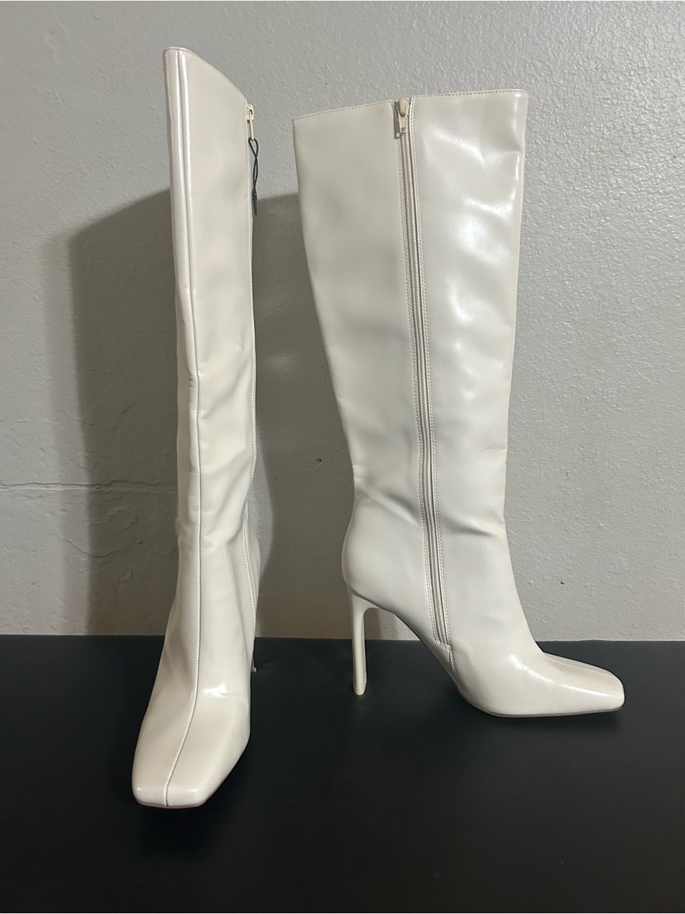 Zara women’s high boots size 10